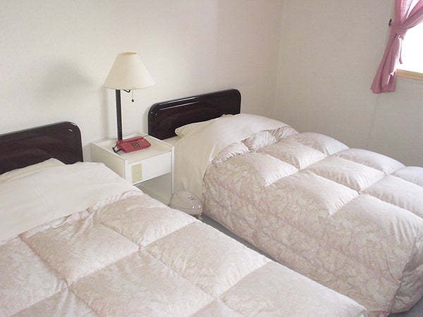 夜発バス/ホテルシルクイン斑尾〈本館〉・1泊1日券付(利用日数選択)2